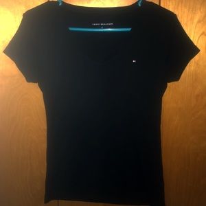 CUTE WORN ONCE TOMMY HILFILGER SHIRT